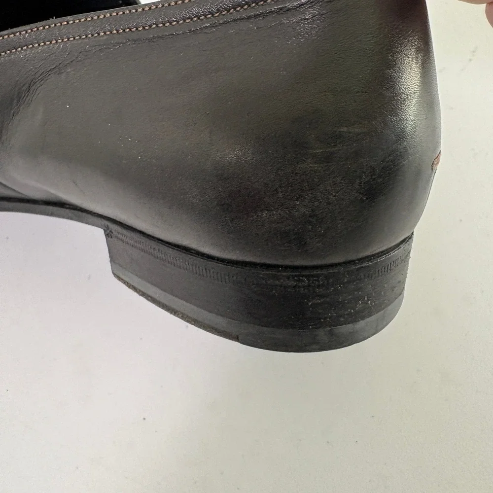 Gucci Loafers Mens 9.5 E Black Leather Crest Embossed Slip On Italy Dress Shoes‎